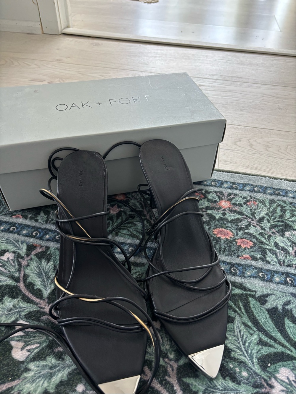 OAK + FORT Black Strappy Pointed-Toe Heels with Gold Trim - Picture 1 of 2